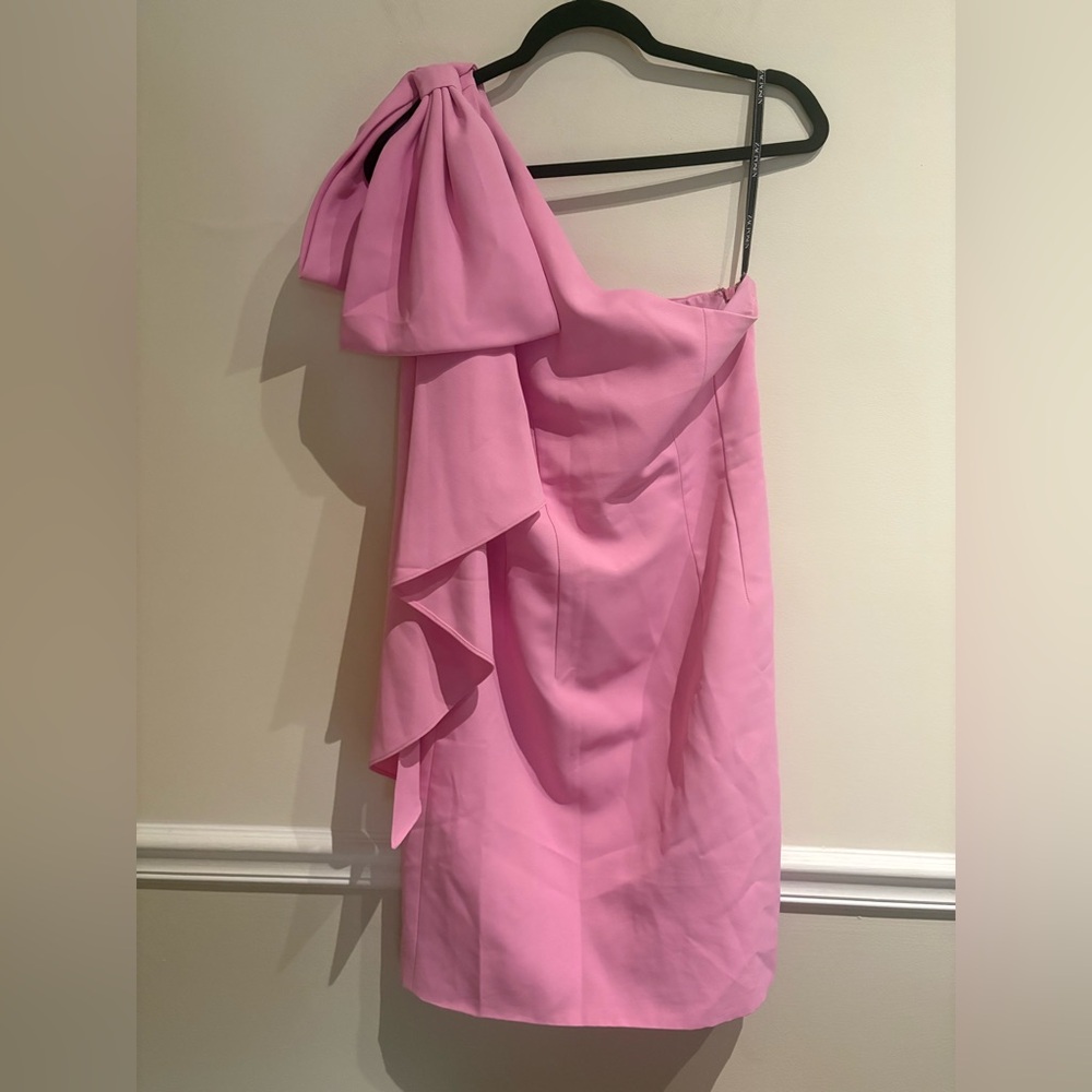 Wicked x Zac Posen Bow One-Shoulder Minidress in Blossom Pink Size 12 - Picture 7 of 14